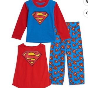 NWT…..SUPERMAN Toddler (2T) Pajama Set